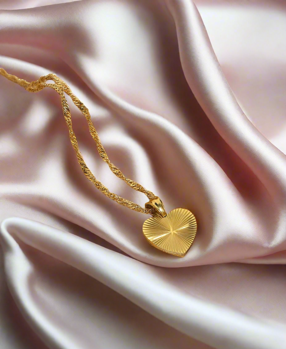Thess Heart Pendant Dainty Necklace
