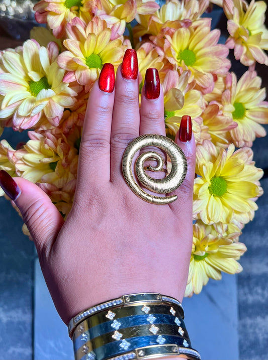 Sika Kɔkɔɔ Spiral Adjustable Statement Ring