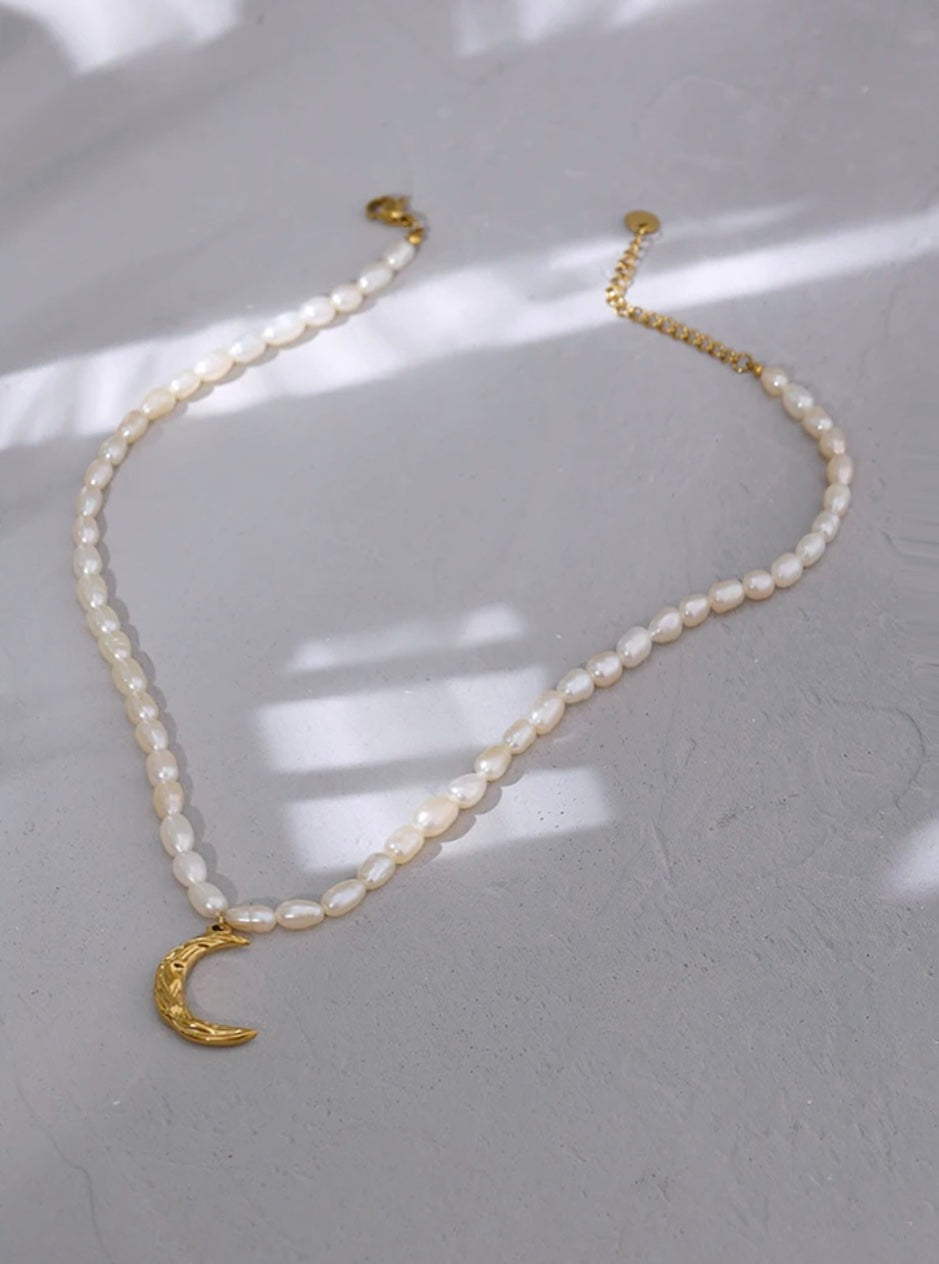 Matilda Freshwater Natural Pearl Necklace