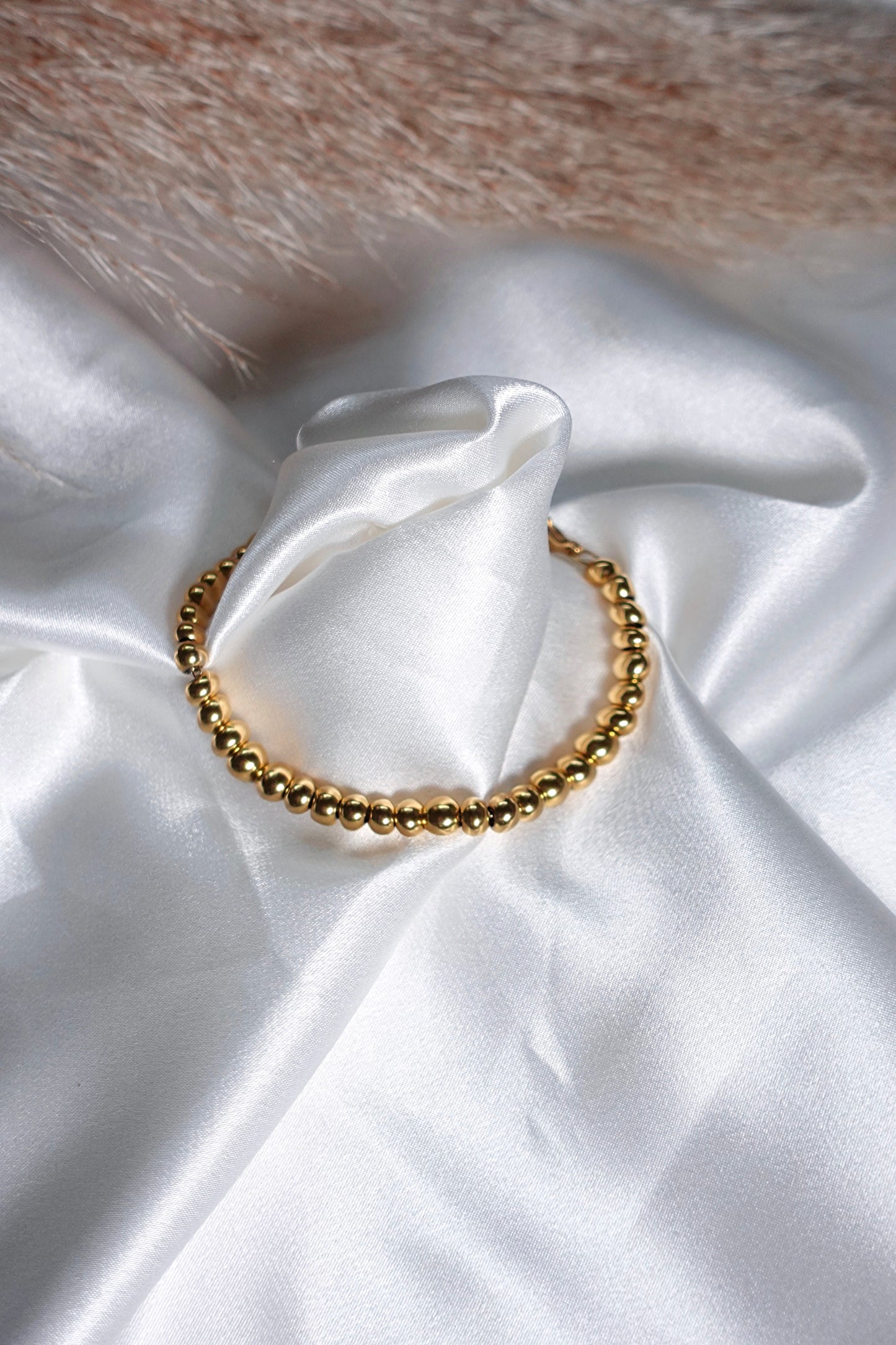 Star Beaded Gold Bracelet