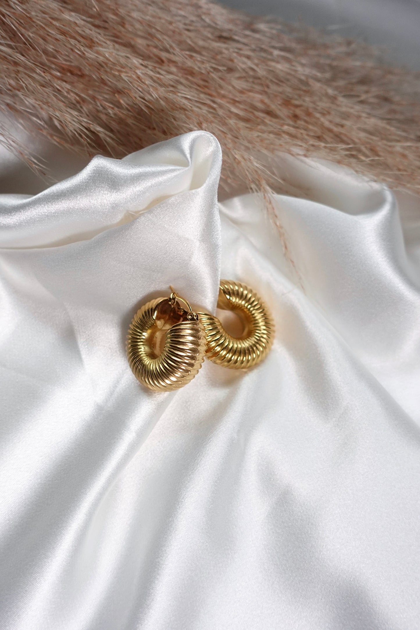 Joy Chunky Hoop Earrings