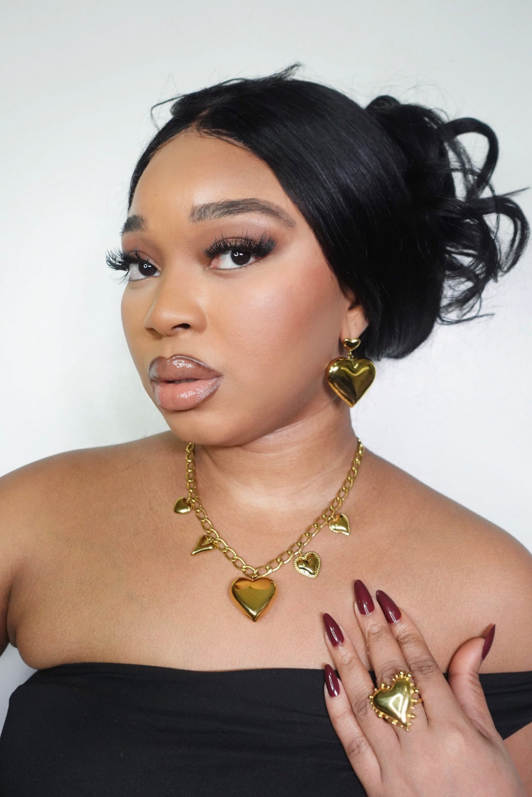 Ahoufe Heart Charm Chunky Necklace