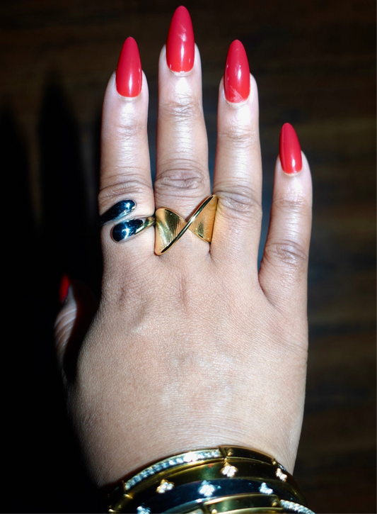 Osibɔ Irregular Geomatric Gold Ring