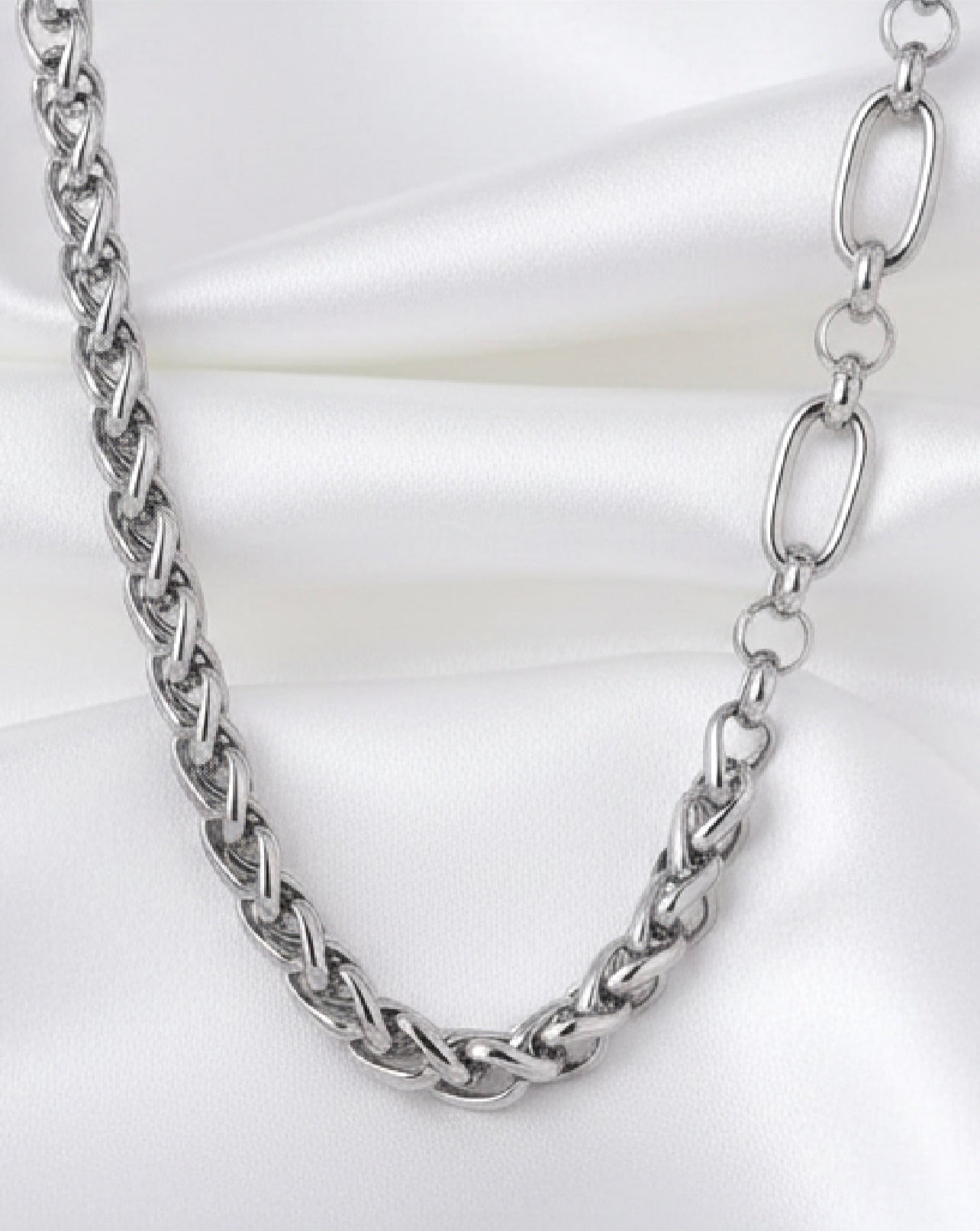 Zoé Chunky Collar Chain Link Necklace